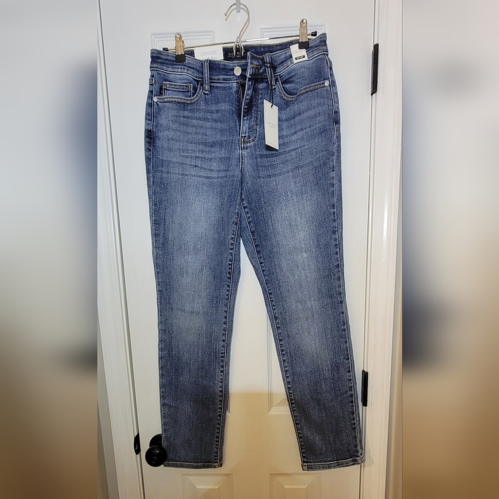 NWT Judy Blue Classic Skinny Jeans Size 7